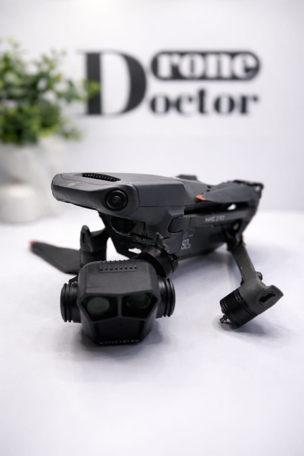 Dronă DJI în Service-ul DroneDoctor