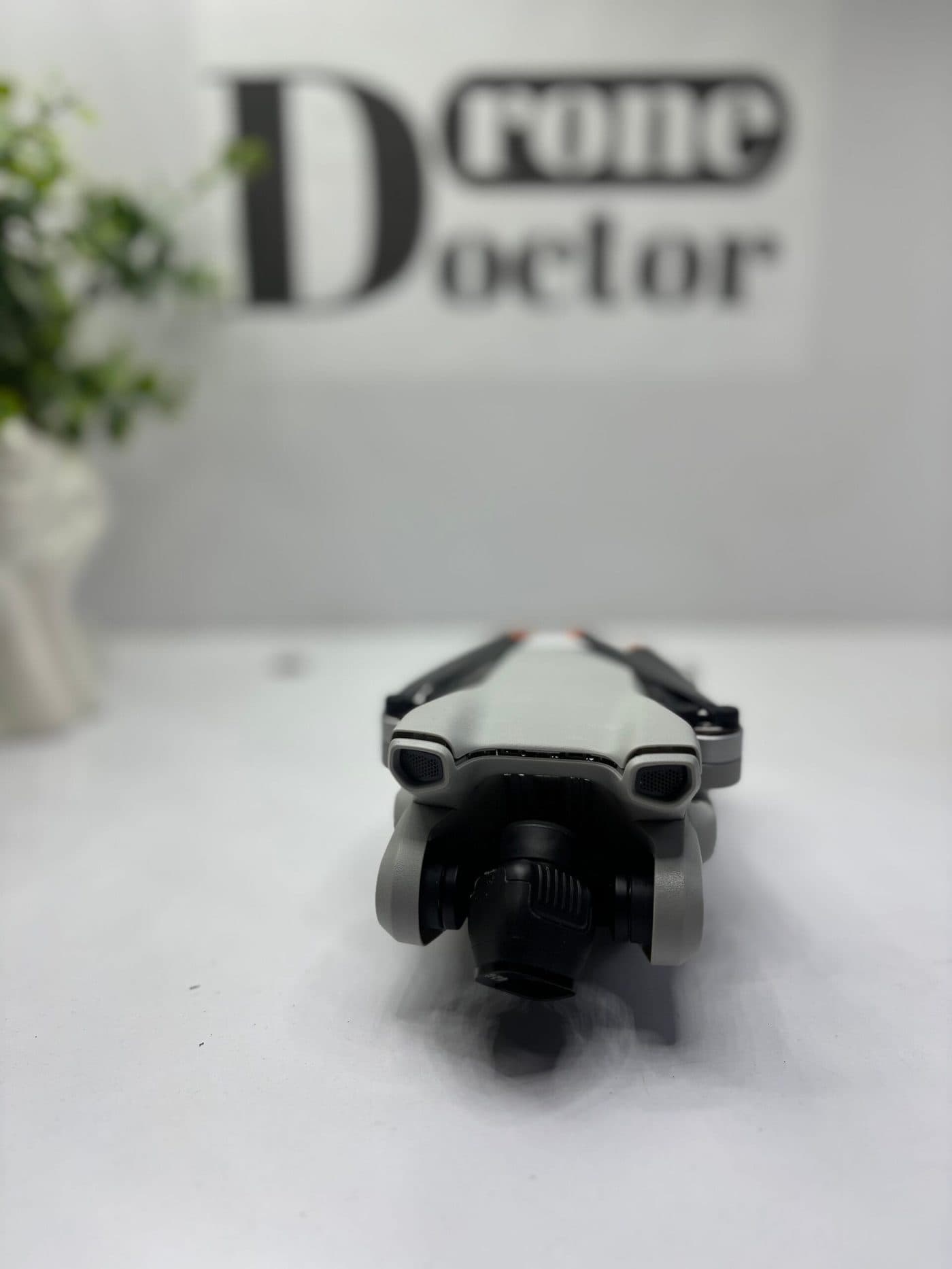 Dronă DJI în Service-ul DroneDoctor