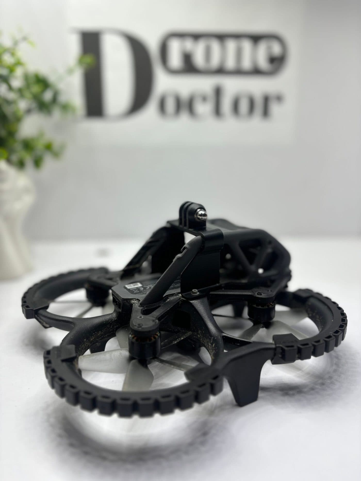 Dronă DJI în Service-ul DroneDoctor