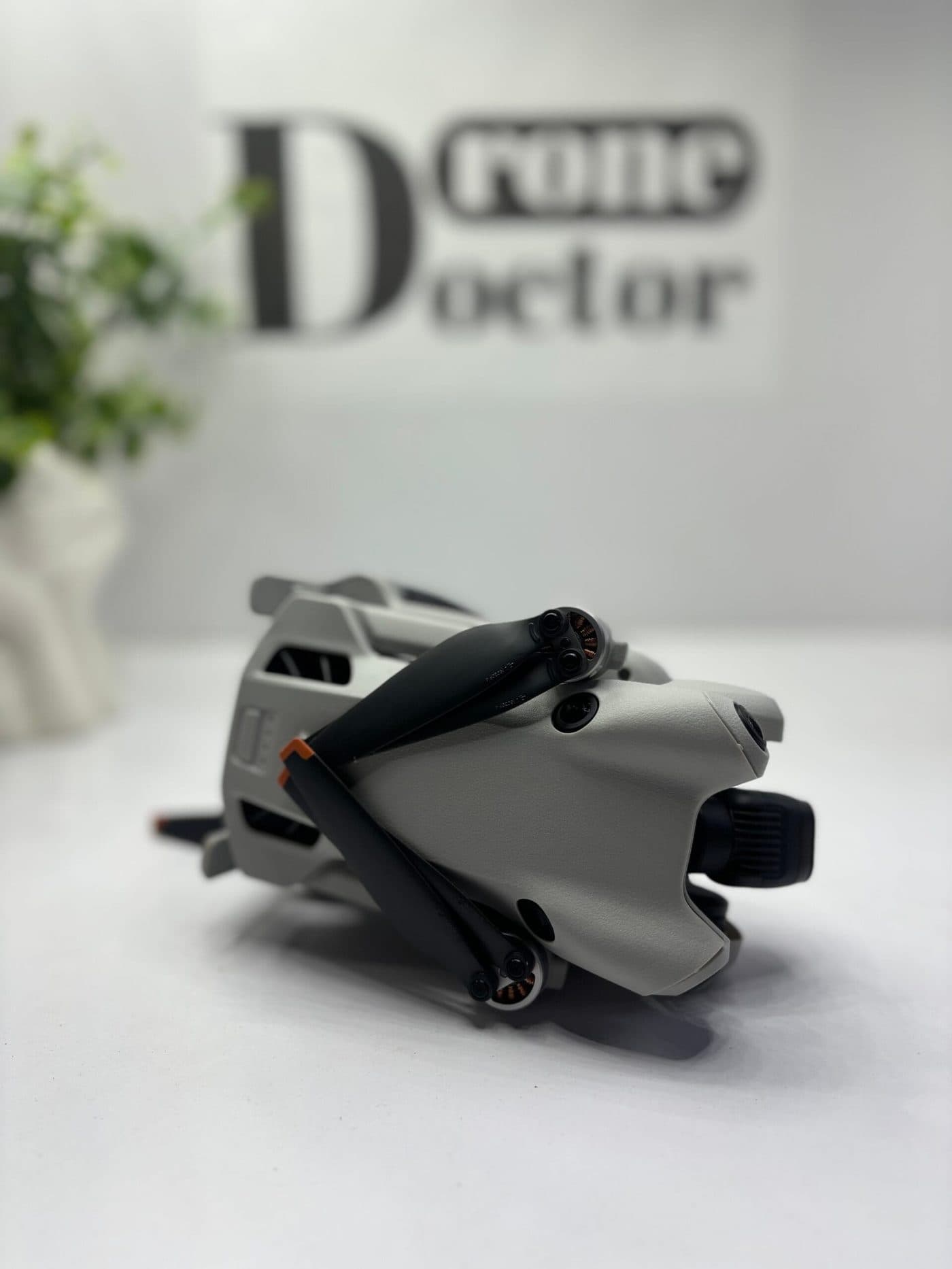 Dronă DJI în Service-ul DroneDoctor