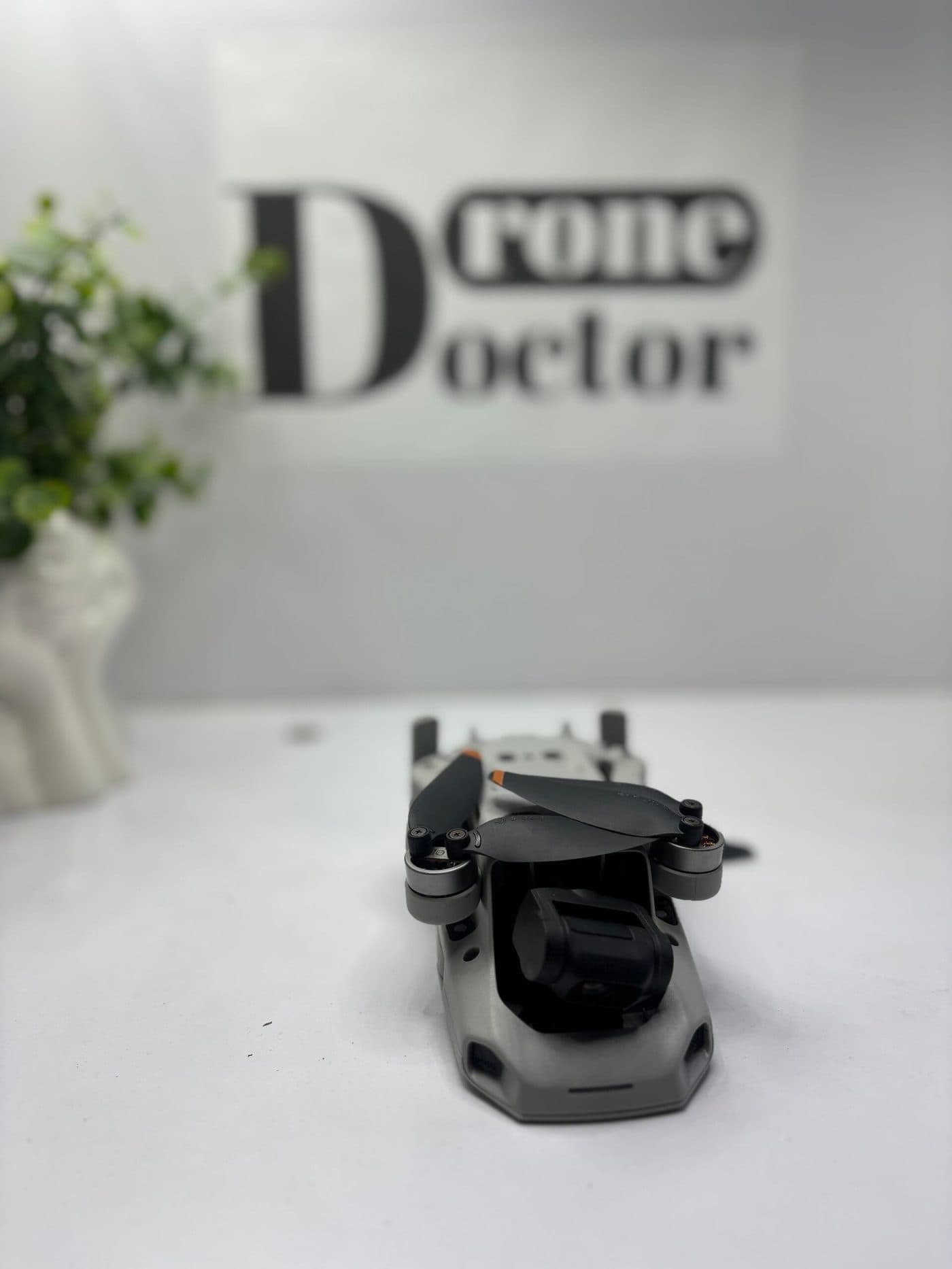 Dronă DJI în Service-ul DroneDoctor