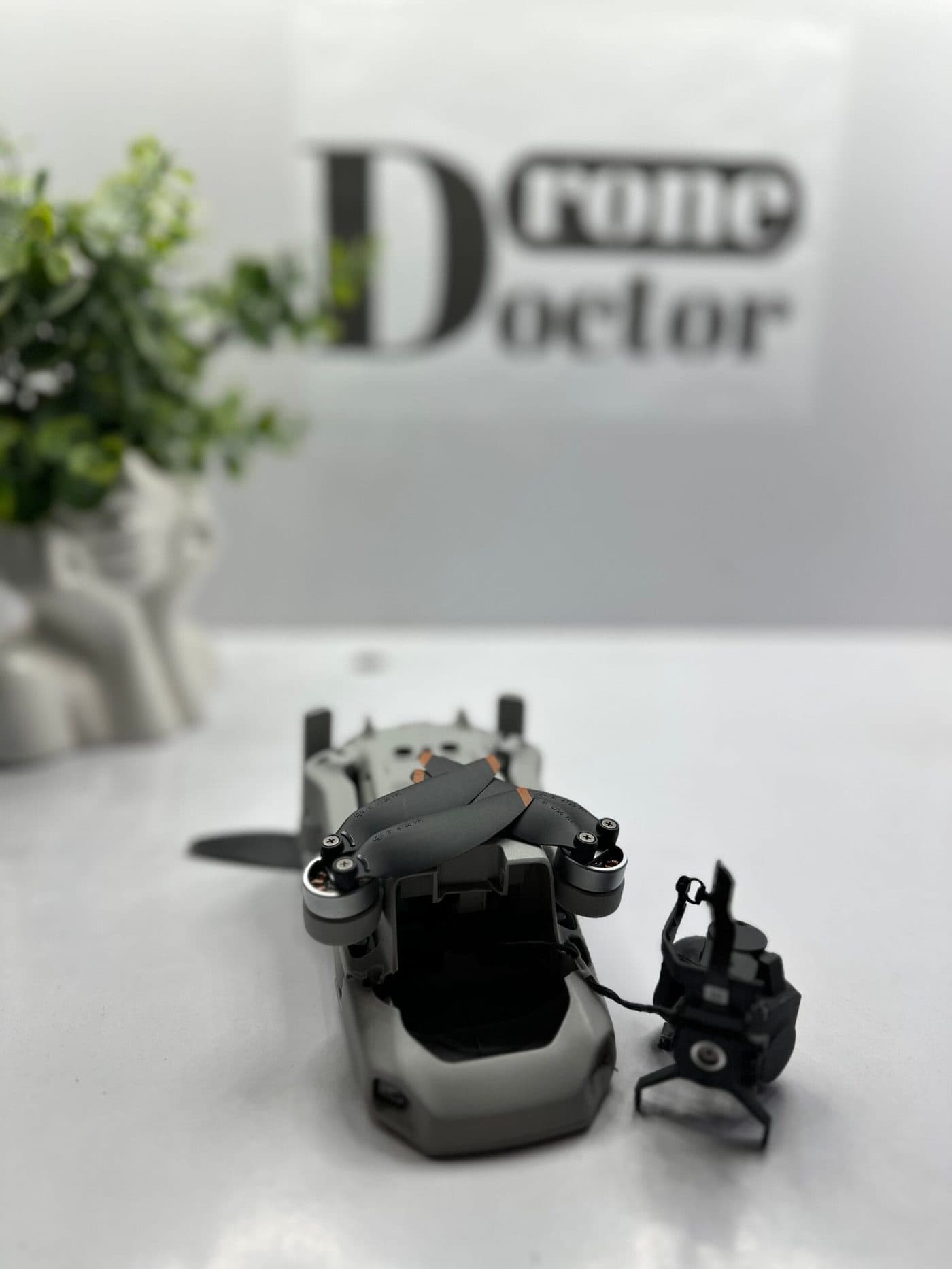 Dronă DJI în Service-ul DroneDoctor