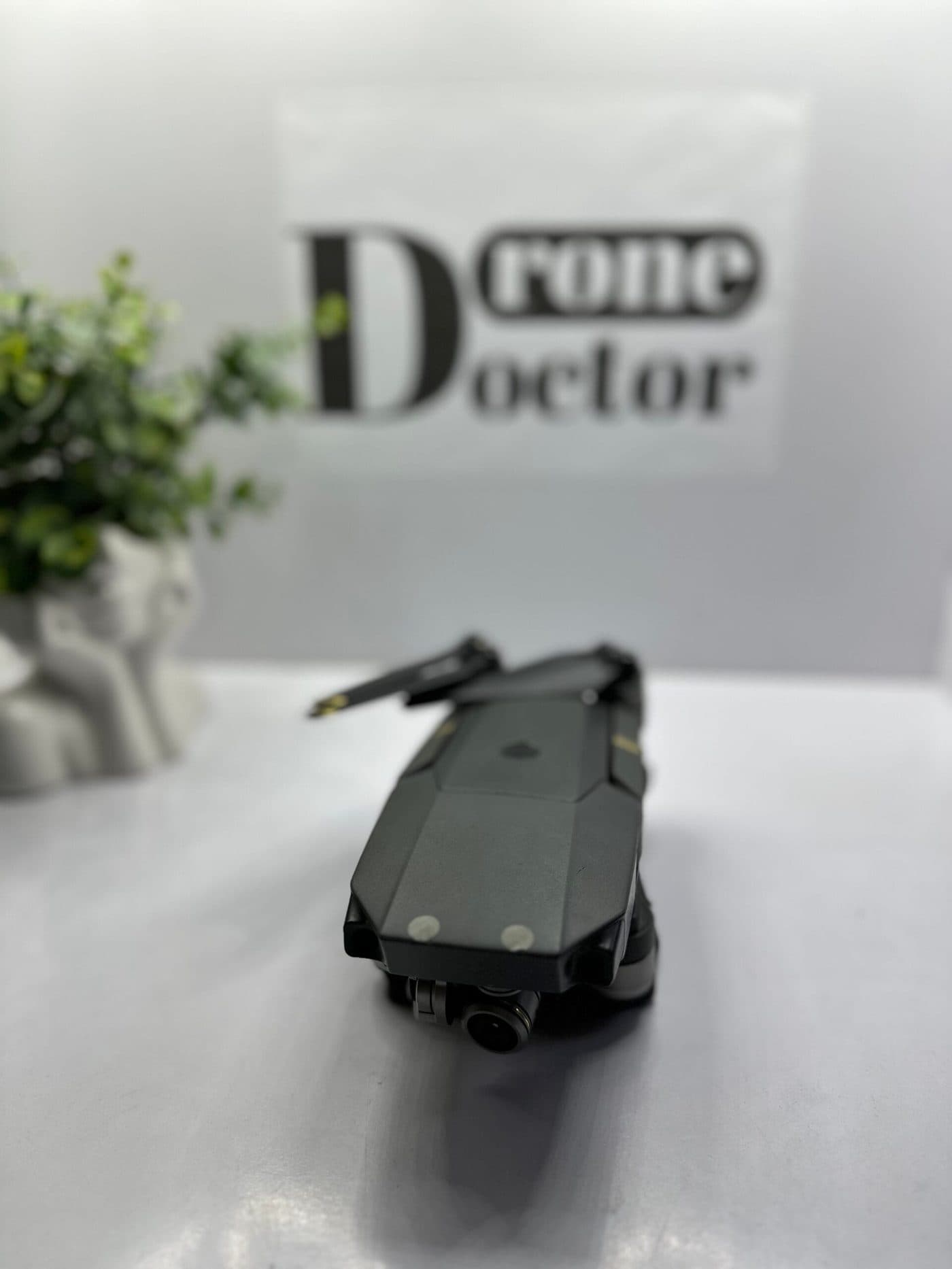Dronă DJI în Service-ul DroneDoctor