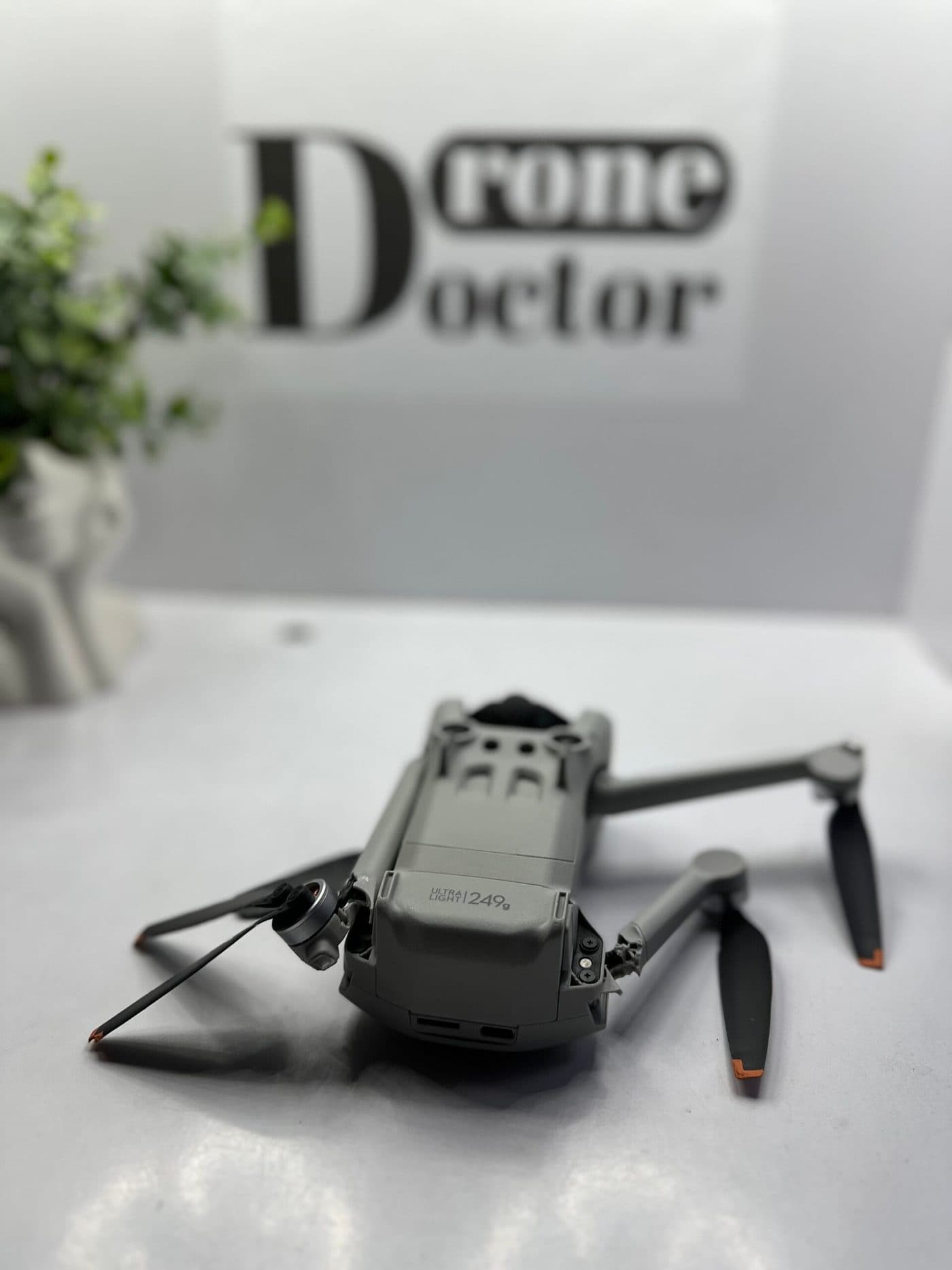 Dronă DJI în Service-ul DroneDoctor