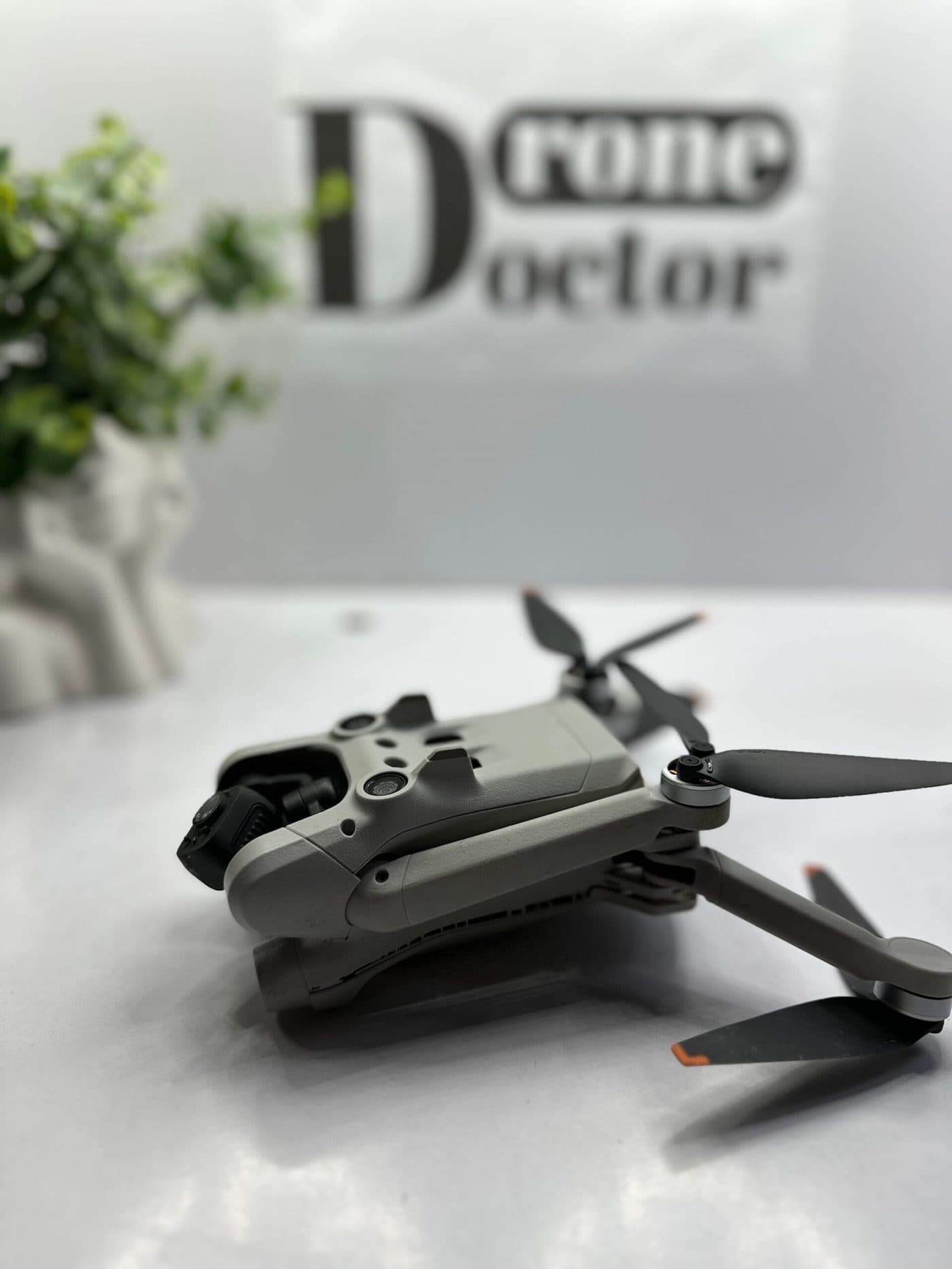 Dronă DJI în Service-ul DroneDoctor
