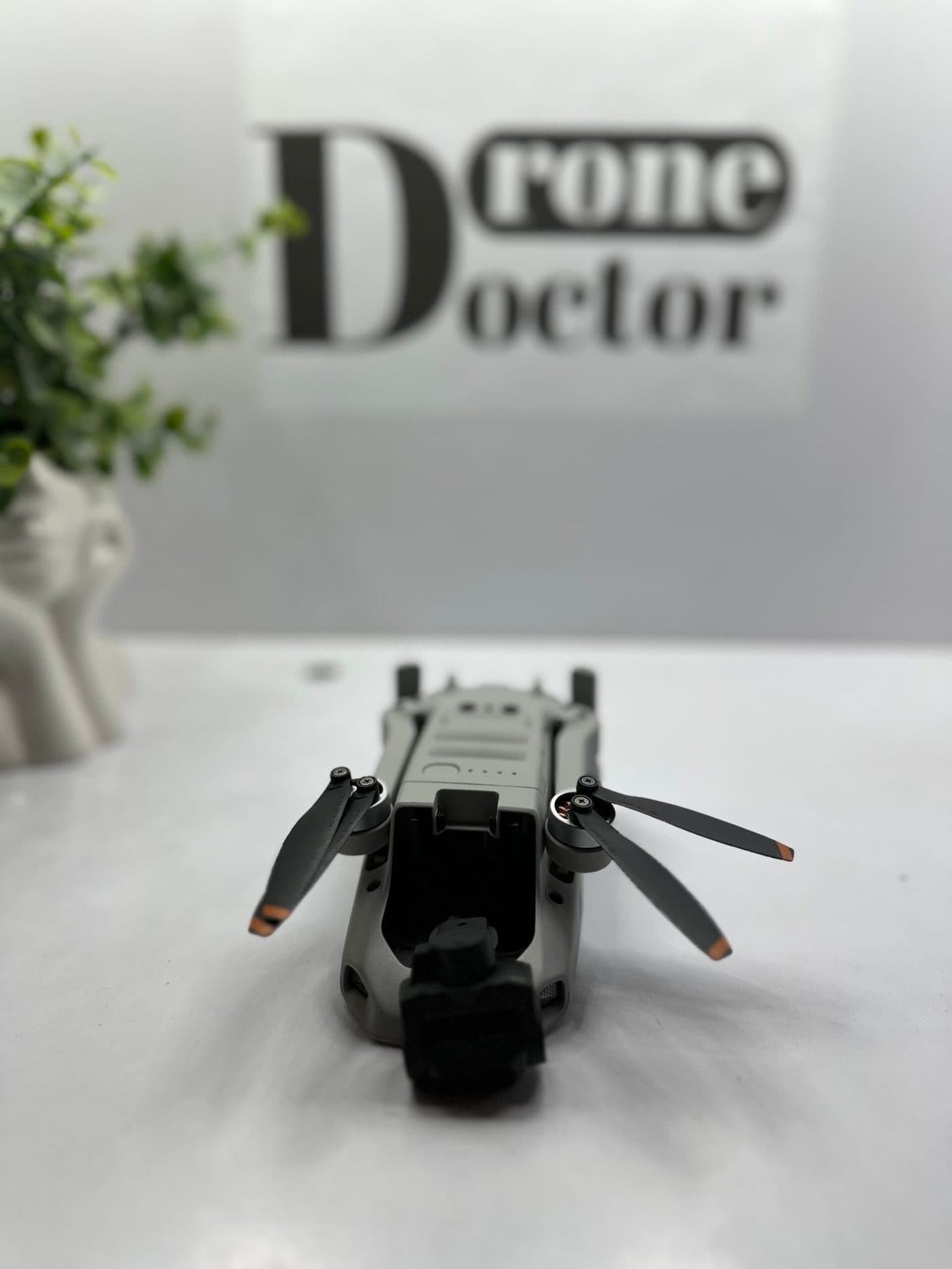 Dronă DJI în Service-ul DroneDoctor
