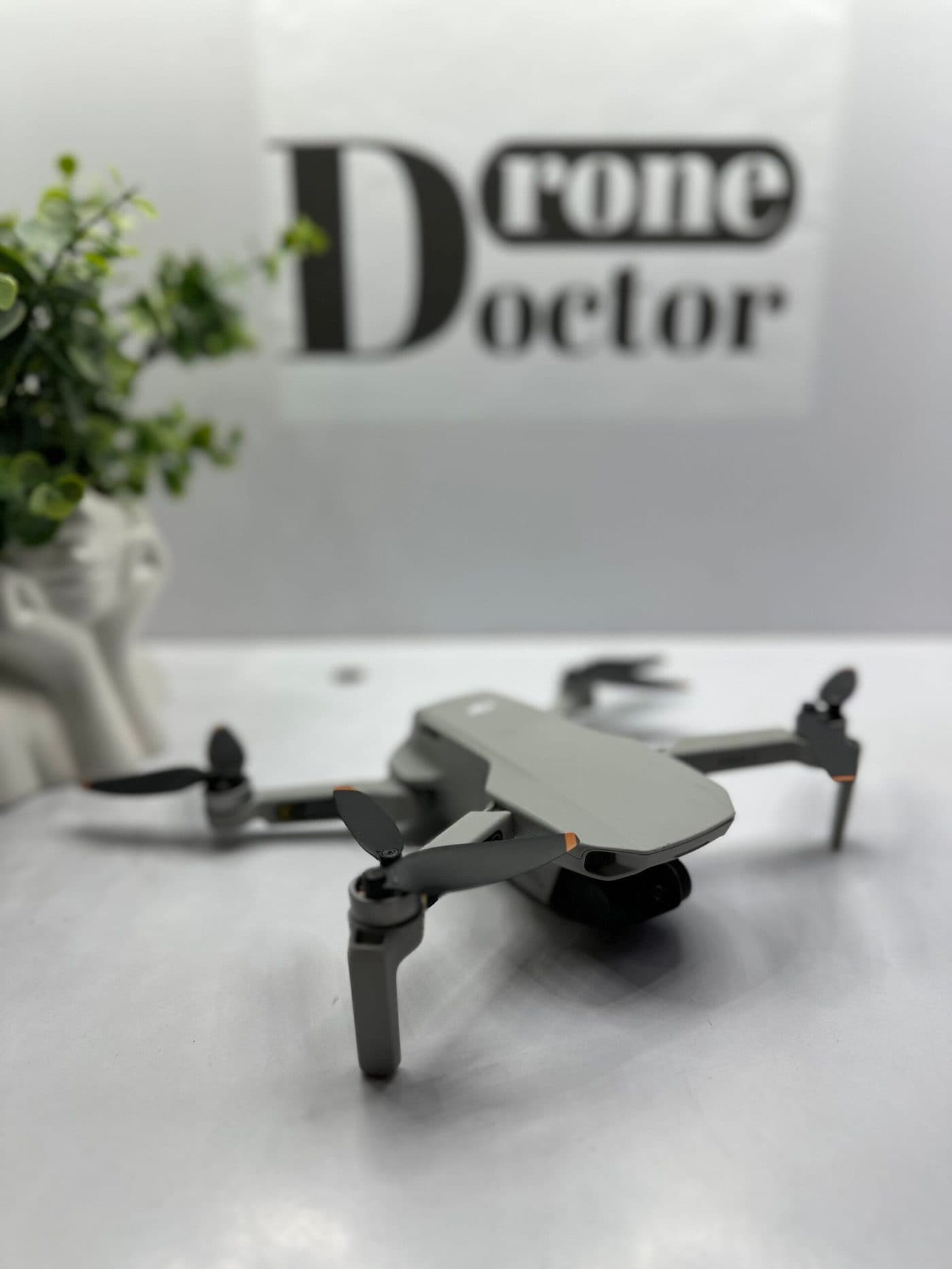 Dronă DJI în Service-ul DroneDoctor