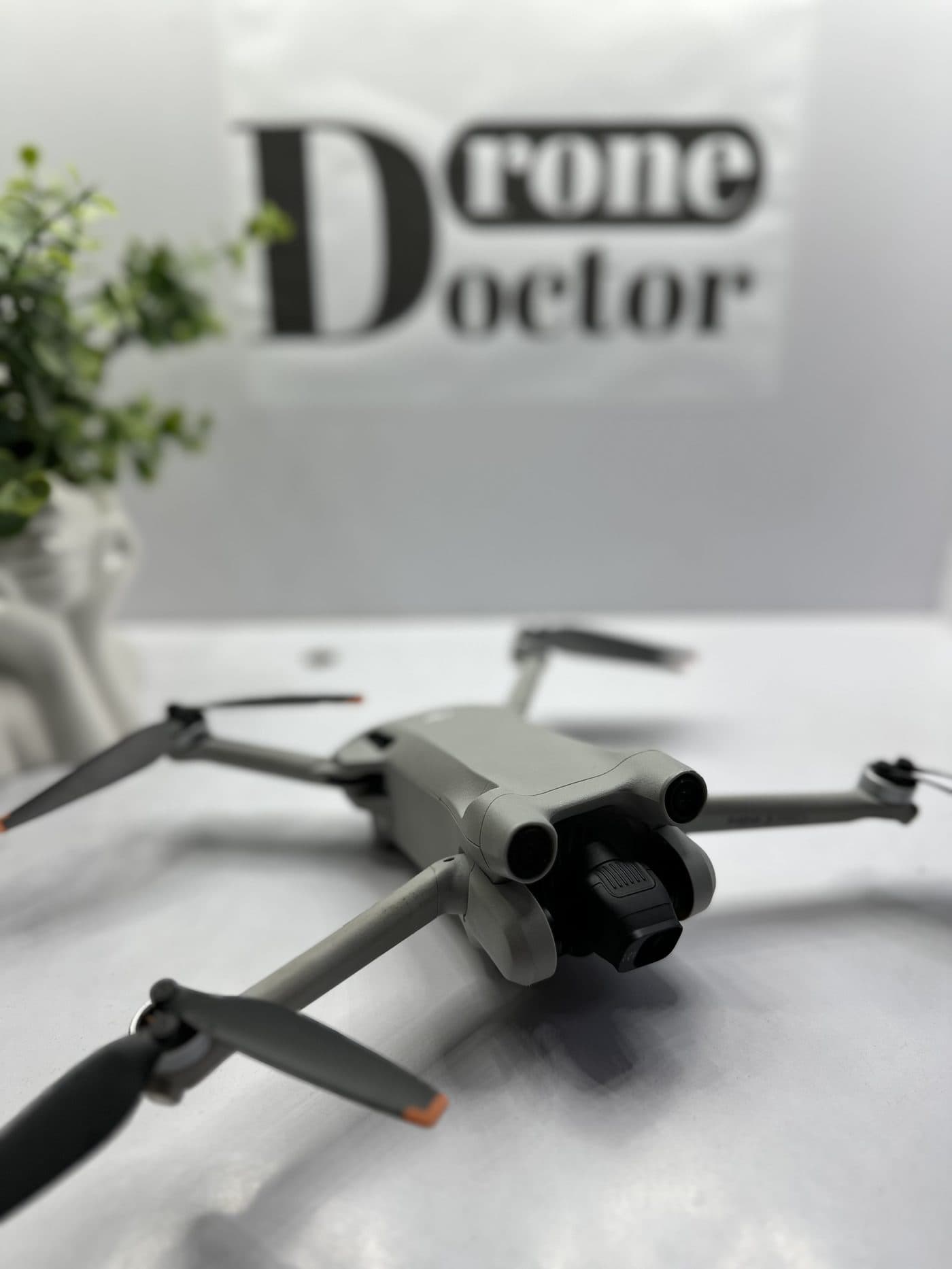 Dronă DJI în Service-ul DroneDoctor