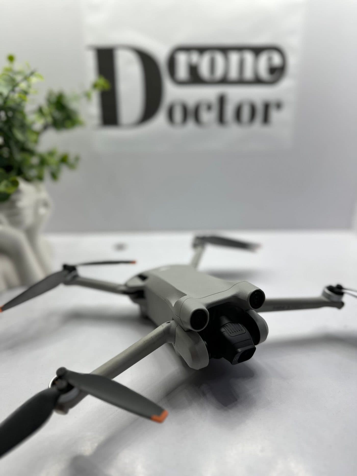 Dronă DJI în Service-ul DroneDoctor