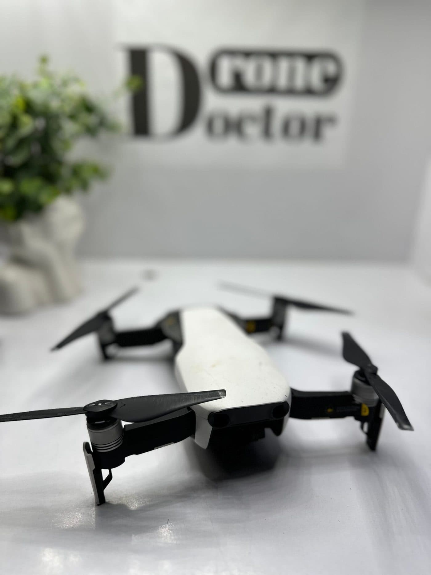 Dronă DJI în Service-ul DroneDoctor
