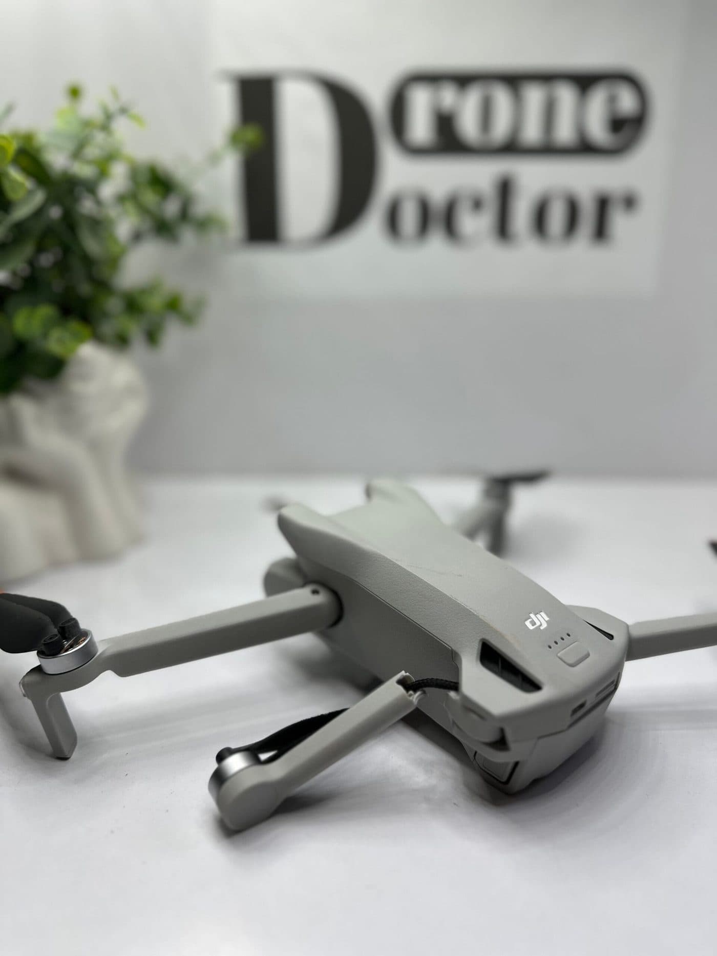 Dronă DJI în Service-ul DroneDoctor