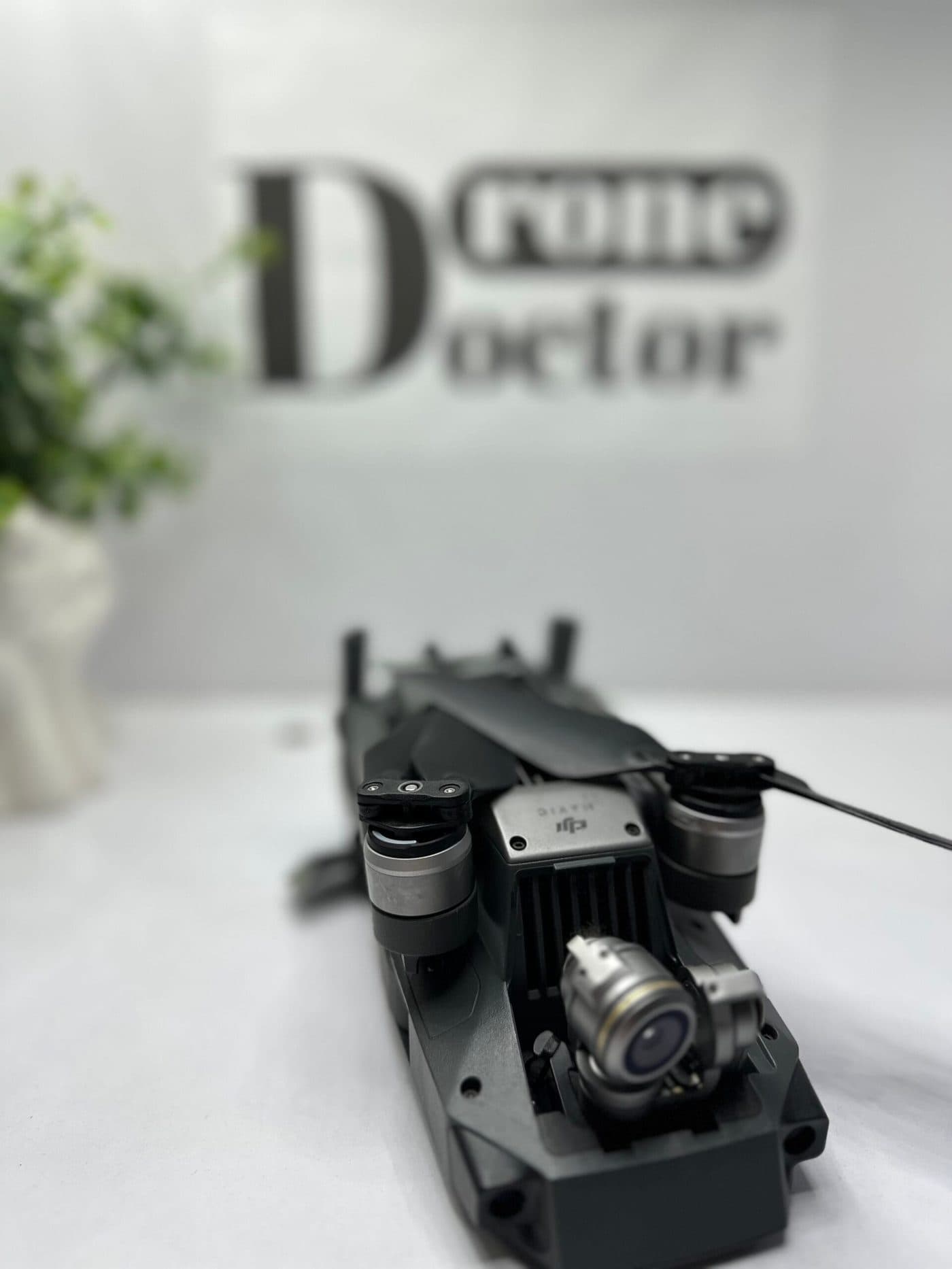 Dronă DJI în Service-ul DroneDoctor