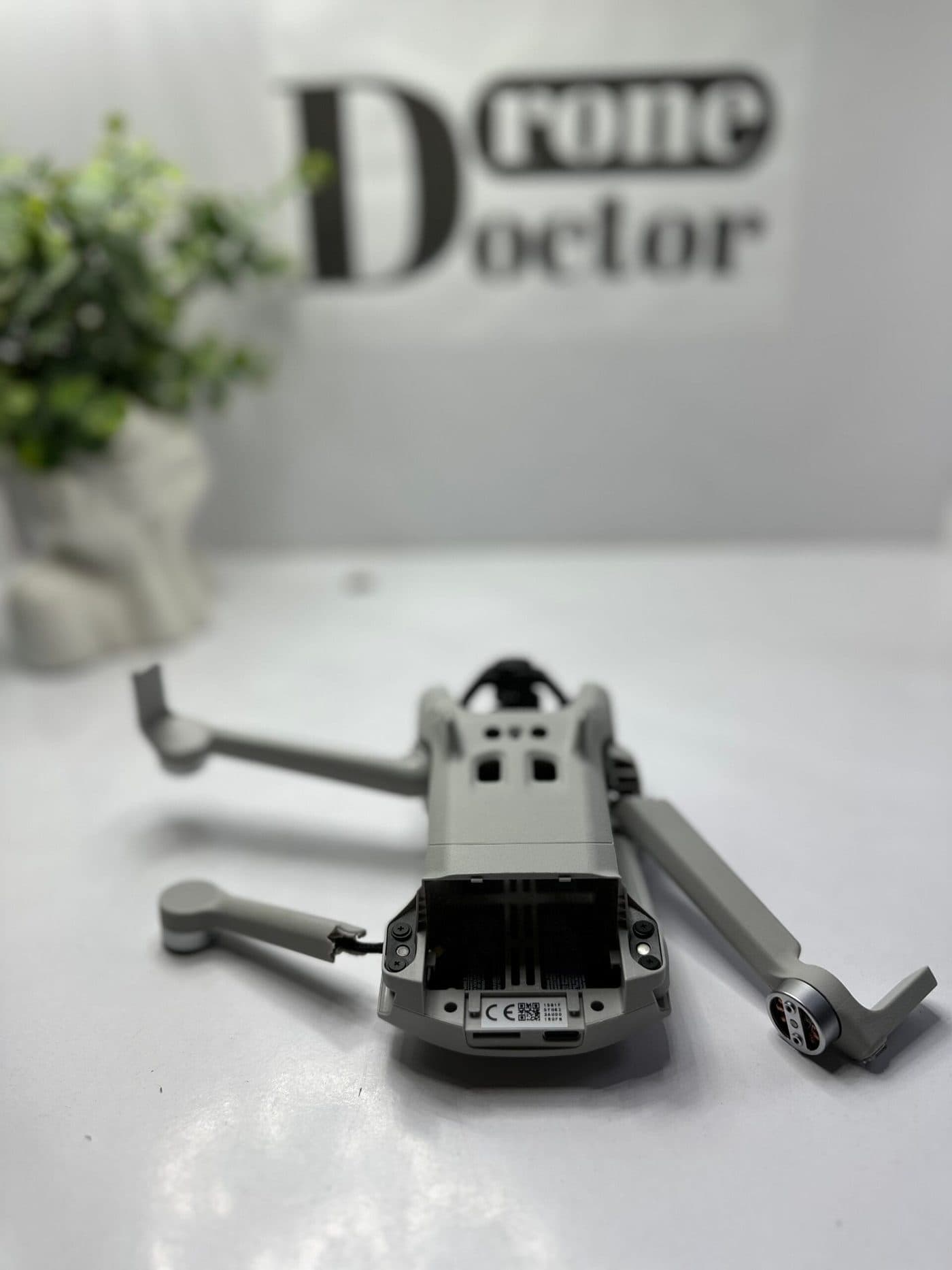 Dronă DJI în Service-ul DroneDoctor