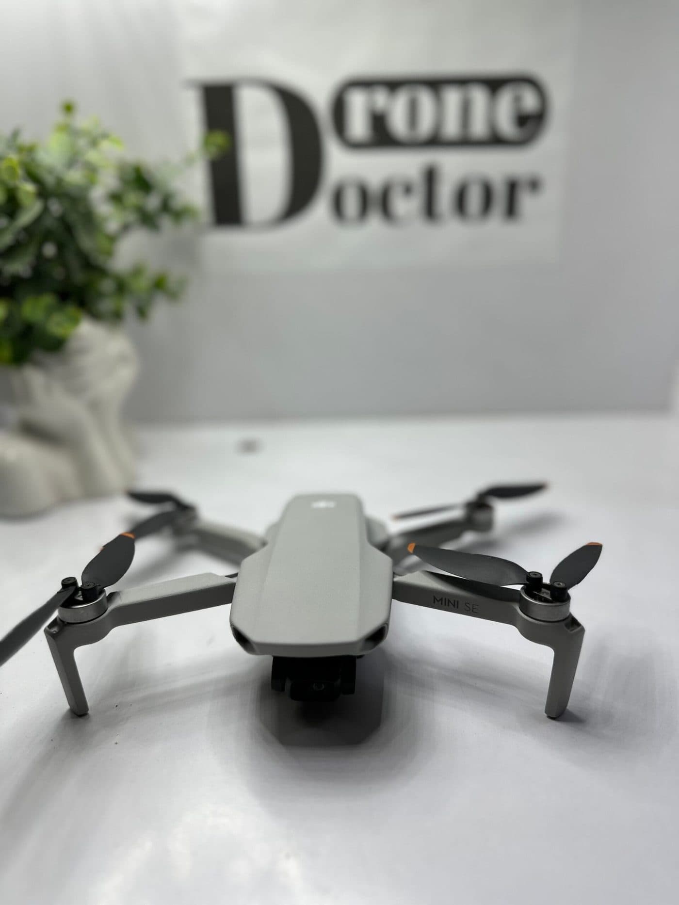 Dronă DJI în Service-ul DroneDoctor