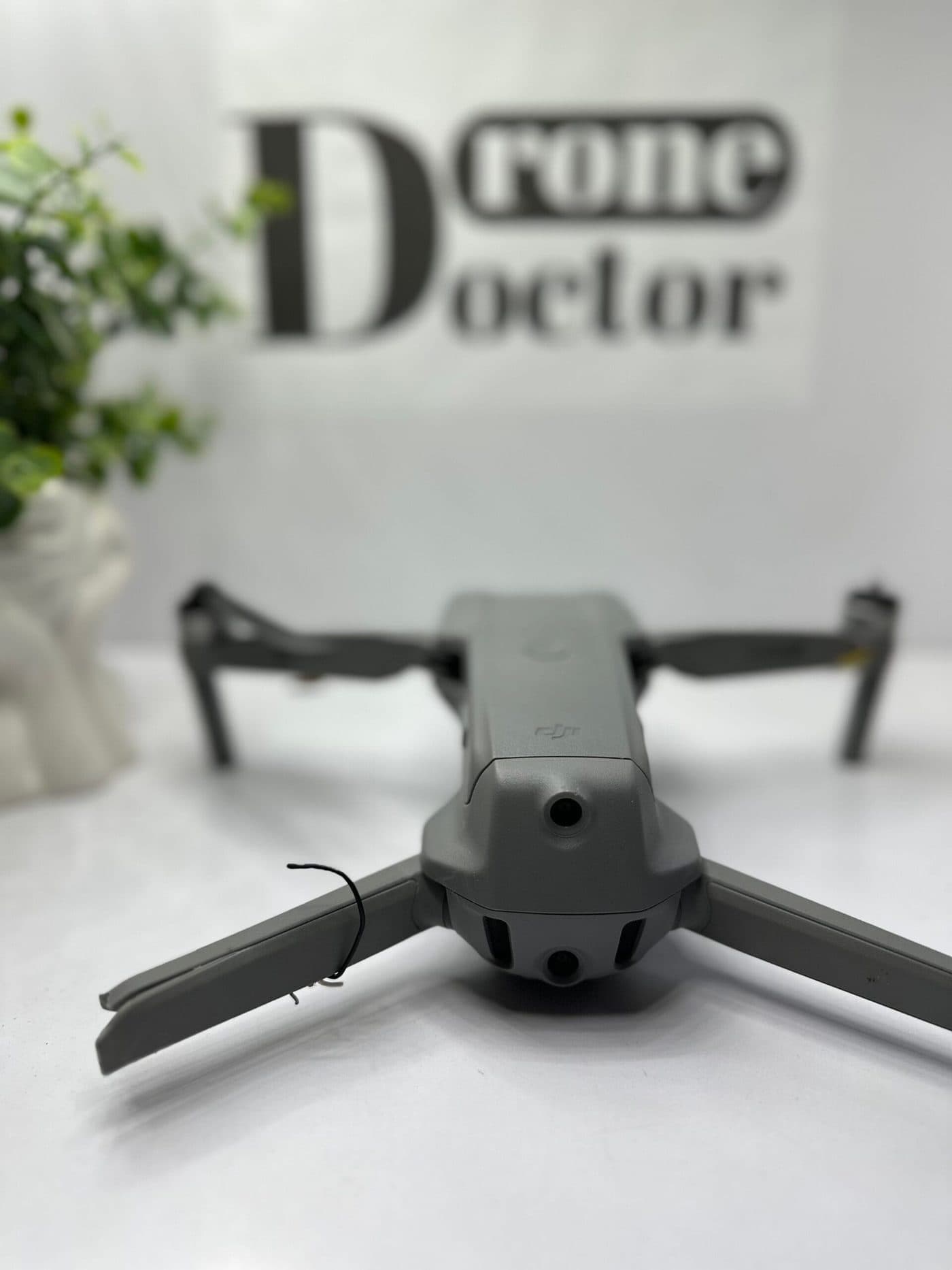 Dronă DJI în Service-ul DroneDoctor
