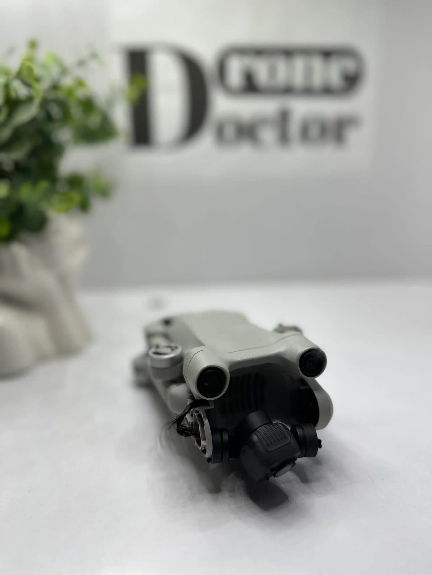 Dronă DJI în Service-ul DroneDoctor