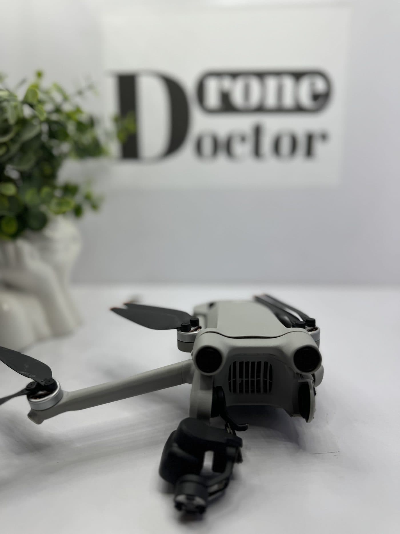 Dronă DJI în Service-ul DroneDoctor
