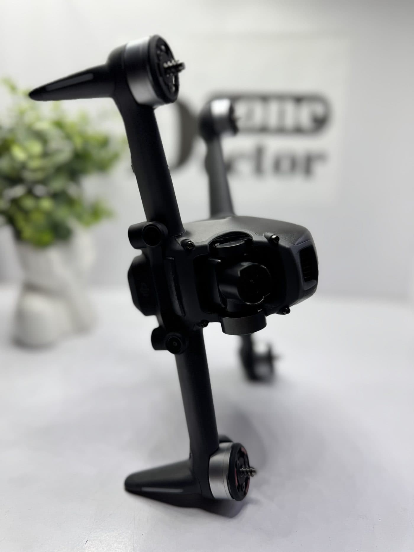 Dronă DJI în Service-ul DroneDoctor