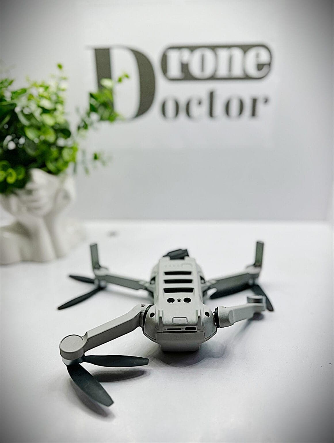 Dronă DJI în Service-ul DroneDoctor