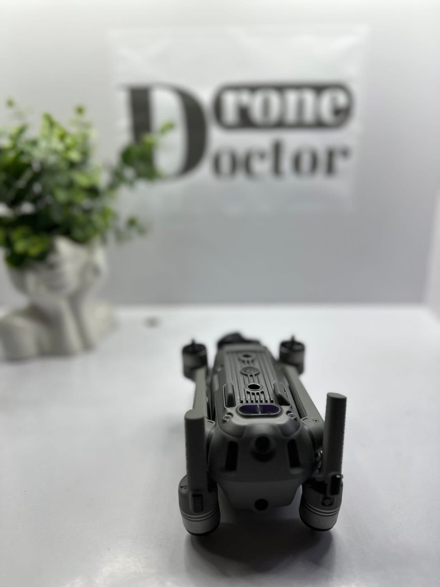 Dronă DJI în Service-ul DroneDoctor