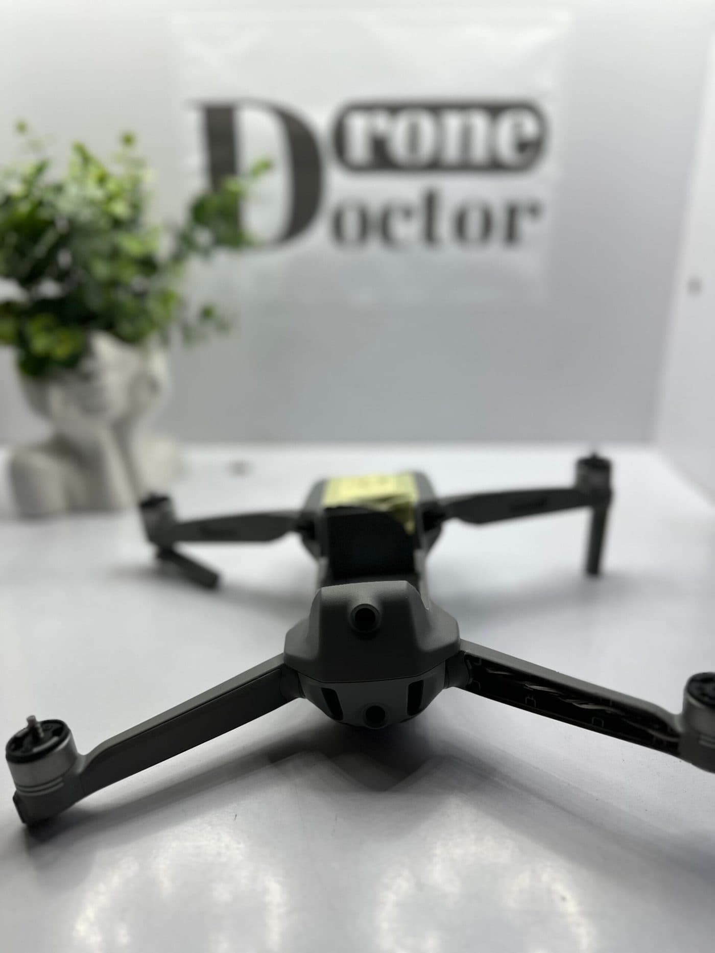 Dronă DJI în Service-ul DroneDoctor
